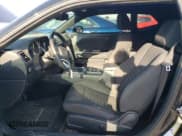 ✅ 2013 Dodge Challenger R/T Plus • VIN: 2C3CDYBT9DH524051 • Lot: 73693434. Wystawiony na Copart z przebiegiem 193 624 mil. Bezpłatny archiwum sprzedaży aukcyjnych z USA i szczegółowy raport historii pojazdu na DreamBid. Zdjęcie 7.