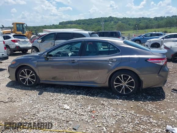2020 Toyota Camry Hybrid SE с VIN 4T1G31AK4LU543890, выставлен на аукционе IAAI как лот 42829701 с пробегом 93 622 миль миль и . История ставок и продаж доступна на DreamBid. Изображение 14.