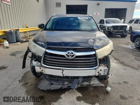 ✅ 2015 Toyota Highlander XLE • VIN: 5TDKKRFH2FS058380 • Lot: 90385265. Wystawiony na Copart z przebiegiem 190 986 mil. Bezpłatny archiwum sprzedaży aukcyjnych z USA i szczegółowy raport historii pojazdu na DreamBid. Zdjęcie 5.