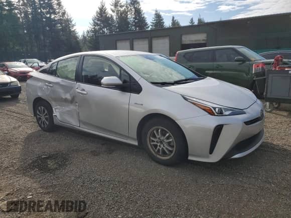 2022 Toyota Prius L Eco с VIN JTDKAMFU1N3176620, выставлен на аукционе Copart как лот 83808965 с пробегом 83 865 миль миль и Списание • Salvage title. История ставок и продаж доступна на DreamBid. Изображение 4.