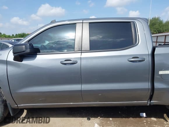 ✅ 2021 Chevrolet Silverado 1500 RST • VIN: 3GCPWDED2MG325900 • Lot: 42745304. Wystawiony na IAAI z przebiegiem 86 761 mil. Bezpłatny archiwum sprzedaży aukcyjnych z USA i szczegółowy raport historii pojazdu na DreamBid. Zdjęcie 14.