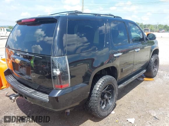 ✅ 2013 Chevrolet Tahoe LT • VIN: 1GNSKBE06DR105755 • Лот: 42879117. Опубликован ранее на IAAI с пробегом 171 005 миль. Бесплатный доступ к архиву аукционных продаж из США и подробный отчёт об истории автомобиля на DreamBid. Изображение 4.