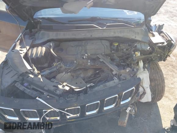 ✅ 2018 Jeep Compass Altitude • VIN: 3C4NJDBB1JT255950 • Лот: 43229922. Опубликован ранее на IAAI с пробегом 149 208 миль. Бесплатный доступ к архиву аукционных продаж из США и подробный отчёт об истории автомобиля на DreamBid. Изображение 10.