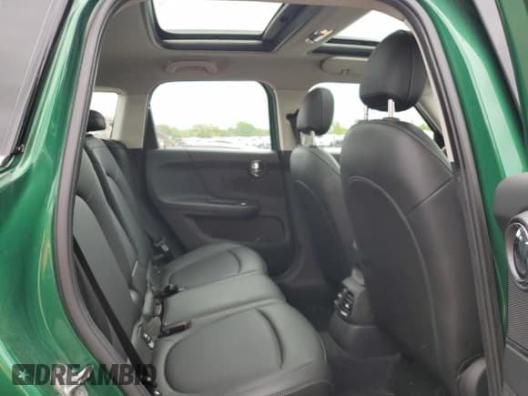 ✅ 2020 MINI Countryman Cooper • VIN: WMZYW3C09L3L09421 • Lot: 55501455. Wystawiony na Copart z przebiegiem 87 117 mil. Bezpłatny archiwum sprzedaży aukcyjnych z USA i szczegółowy raport historii pojazdu na DreamBid. Zdjęcie 11.