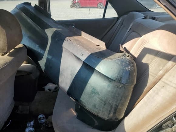 ✅ 1999 Honda Accord LX • VIN: 1HGCG5642XA123384 • Лот: 93649105. Опубликован ранее на Copart с пробегом 361 335 миль. Бесплатный доступ к архиву аукционных продаж из США и подробный отчёт об истории автомобиля на DreamBid. Изображение 10.