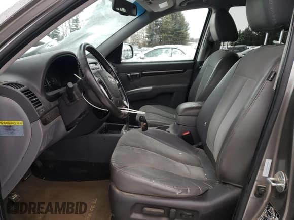 ✅ 2011 Hyundai Santa Fe Limited • VIN: 5XYZHDAG1BG076312 • Lot: 41962305. Listed on Copart with 171,271 mi. Free auction sales archive from the USA and detailed vehicle history report at DreamBid. Image 7.