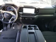 ✅ 2024 Chevrolet Silverado 2500HD LT • VIN: 1GC5YNE70RF118495 • Lot: 46582655. Listed on Copart with 15,468 mi. Free auction sales archive from the USA and detailed vehicle history report at DreamBid. Image 8.