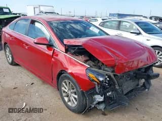 2018 Hyundai Sonata SE с VIN 5NPE24AF0JH726553, выставлен на аукционе IAAI как лот 43196332 с пробегом 77 313 миль миль и . История ставок и продаж доступна на DreamBid. Изображение 1.