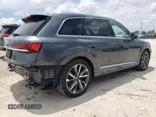 ✅ 2023 Audi SQ7 Prestige • VIN: WA1VWBF76PD019332 • Lot: 59294704. Wystawiony na Copart z przebiegiem 7 257 mil. Bezpłatny archiwum sprzedaży aukcyjnych z USA i szczegółowy raport historii pojazdu na DreamBid. Zdjęcie 3.