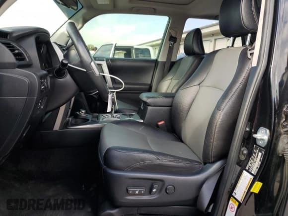 ✅ 2018 Toyota 4Runner SR5 Premium • VIN: JTEBU5JR7J5543675 • Lot: 85124965. Listed on Copart with 102,754 mi. Free auction sales archive from the USA and detailed vehicle history report at DreamBid. Image 7.