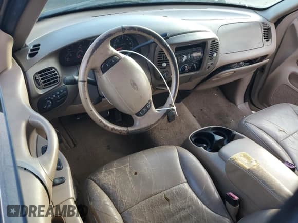 ✅ 1998 Ford F-150 XL • VIN: 2FTRX08L3WCA55982 • Lot: 42487245. Listed on Copart with Not provided. Free auction sales archive from the USA and detailed vehicle history report at DreamBid. Image 8.