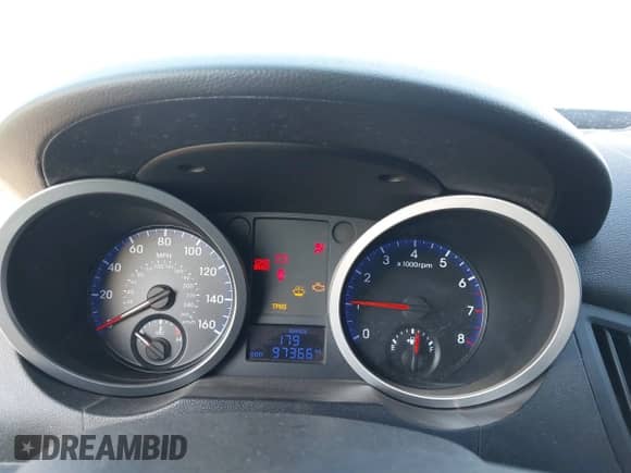 2010 Hyundai Genesis Coupe Premium with VIN KMHHT6KD5AU026757, listed as a IAAI auction lot 43295010 with 97,366 mi miles and . Bid and sale history available at DreamBid. Image 7.