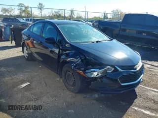 ✅ 2018 Chevrolet Cruze LS • VIN: 1G1BC5SM8J7228357 • Lot: 43515932. Listed on IAAI with 90,155 mi. Free auction sales archive from the USA and detailed vehicle history report at DreamBid. Image 1.