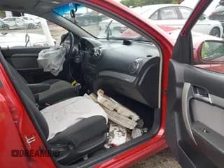 ✅ 2011 Chevrolet Aveo 2LT • VIN: KL1TG6DE7BB174504 • Lot: 42711799. Wystawiony na IAAI z przebiegiem 111 000 mil. Bezpłatny archiwum sprzedaży aukcyjnych z USA i szczegółowy raport historii pojazdu na DreamBid. Zdjęcie 5.