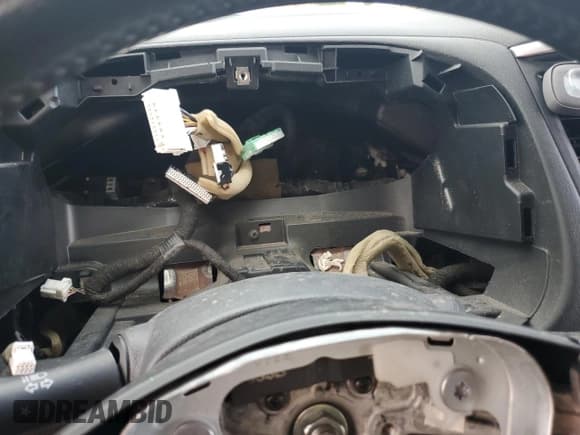 ✅ 2016 Nissan Pathfinder Platinum • VIN: 5N1AR2MN6GC605317 • Lot: 89650085. Listed on Copart with Not provided. Free auction sales archive from the USA and detailed vehicle history report at DreamBid. Image 9.