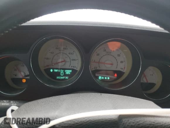 ✅ 2012 Dodge Challenger SXT • VIN: 2C3CDYAG7CH158268 • Lot: 87605355. Wystawiony na Copart z przebiegiem 182 969 mil. Bezpłatny archiwum sprzedaży aukcyjnych z USA i szczegółowy raport historii pojazdu na DreamBid. Zdjęcie 9.