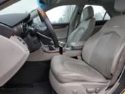 ✅ 2010 Cadillac CTS Premium • VIN: 1G6DS5EV6A0147330 • Lot: 93023265. Wystawiony na Copart z przebiegiem 150 127 mil. Bezpłatny archiwum sprzedaży aukcyjnych z USA i szczegółowy raport historii pojazdu na DreamBid. Zdjęcie 7.