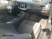 ✅ 2019 Dodge Challenger SXT • VIN: 2C3CDZAG8KH530222 • Lot: 68830194. Wystawiony na Copart z przebiegiem 44 601 mil. Bezpłatny archiwum sprzedaży aukcyjnych z USA i szczegółowy raport historii pojazdu na DreamBid. Zdjęcie 8.