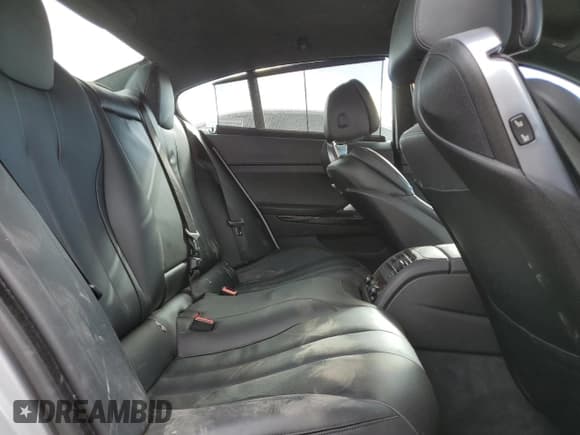 ✅ 2016 BMW 6 Series 650i • VIN: WBA6D4C58GD976931 • Lot: 82131074. Wystawiony na Copart z przebiegiem 69 690 mil. Bezpłatny archiwum sprzedaży aukcyjnych z USA i szczegółowy raport historii pojazdu na DreamBid. Zdjęcie 10.