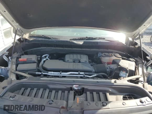 ✅ 2022 Chevrolet Silverado 1500 Custom • VIN: 3GCPDBEK3NG512184 • Lot: 84816405. Wystawiony na Copart z przebiegiem 15 411 mil. Bezpłatny archiwum sprzedaży aukcyjnych z USA i szczegółowy raport historii pojazdu na DreamBid. Zdjęcie 11.