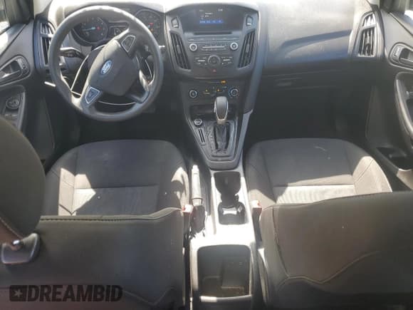 ✅ 2017 Ford Focus S • VIN: 1FADP3E23HL221097 • Лот: 82450025. Опубликован ранее на Copart с пробегом 98 700 миль. Бесплатный доступ к архиву аукционных продаж из США и подробный отчёт об истории автомобиля на DreamBid. Изображение 8.