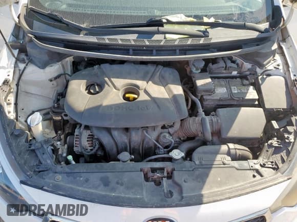 ✅ 2016 Kia Forte LX • VIN: KNAFK4A63G5484657 • Lot: 90456635. Wystawiony na Copart z przebiegiem 172 265 mil. Bezpłatny archiwum sprzedaży aukcyjnych z USA i szczegółowy raport historii pojazdu na DreamBid. Zdjęcie 11.