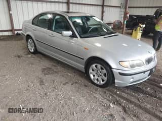 2005 BMW 3 Series 325i с VIN WBAEV33435KX12700, выставлен на аукционе IAAI как лот 42803872 с пробегом 111 410 миль миль и . История ставок и продаж доступна на DreamBid. Изображение 1.