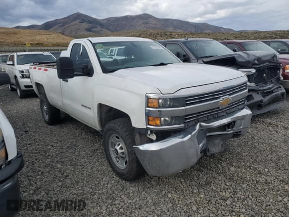 ✅ 2015 Chevrolet Silverado 2500HD Work Truck • VIN: 1GC0KUEG7FZ104822 • Lot: 71017995. Listed on Copart with 330,859 mi. Free auction sales archive from the USA and detailed vehicle history report at DreamBid. Image 4.