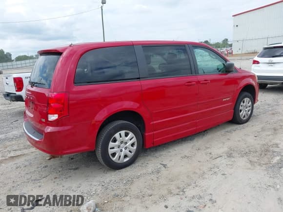 ✅ 2014 Dodge Grand Caravan SE • VIN: 2C4RDGBG4ER384313 • Lot: 42806266. Wystawiony na IAAI z przebiegiem 142 694 mil. Bezpłatny archiwum sprzedaży aukcyjnych z USA i szczegółowy raport historii pojazdu na DreamBid. Zdjęcie 4.