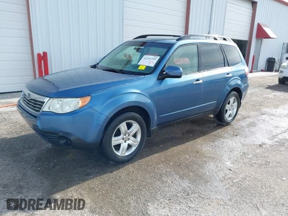 ✅ 2009 Subaru Forester X • VIN: JF2SH63639H762890 • Lot: 42251759. Listed on IAAI with 202,935 mi. Free auction sales archive from the USA and detailed vehicle history report at DreamBid. Image 2.