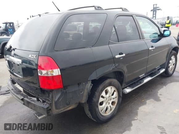 ✅ 2003 Acura MDX Touring • VIN: 2HNYD18933H542560 • Лот: 42150791. Опубликован ранее на IAAI с пробегом 204 432 миль. Бесплатный доступ к архиву аукционных продаж из США и подробный отчёт об истории автомобиля на DreamBid. Изображение 4.