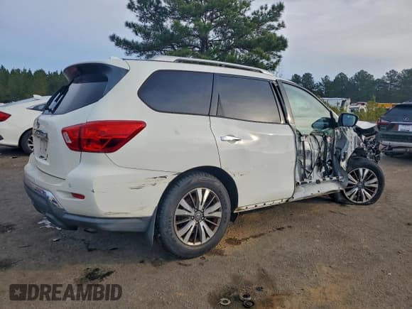 ✅ 2019 Nissan Pathfinder SV • VIN: 5N1DR2MN8KC640298 • Лот: 95512665. Опубликован ранее на Copart с пробегом Не указан. Бесплатный доступ к архиву аукционных продаж из США и подробный отчёт об истории автомобиля на DreamBid. Изображение 3.