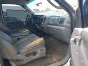 ✅ 2005 Ford Excursion Special Serv • VIN: 1FMNU41S75EB14178 • Lot: 42396277. Wystawiony na IAAI z przebiegiem 349 628 mil. Bezpłatny archiwum sprzedaży aukcyjnych z USA i szczegółowy raport historii pojazdu na DreamBid. Zdjęcie 5.