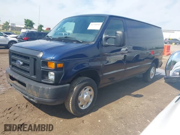 ✅ 2011 Ford Econoline Cargo Commercial • VIN: 1FTNE1EW8BDA58606 • Lot: 42710443. Listed on IAAI with 177,024 mi. Free auction sales archive from the USA and detailed vehicle history report at DreamBid. Image 2.