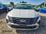 2025 Hyundai Tucson SEL Convenience с VIN 3KMJCCDE0SE021618, выставлен на аукционе Copart как лот 69700535 с пробегом 2 593 миль миль и Списание • Salvage title. История ставок и продаж доступна на DreamBid. Изображение 5.