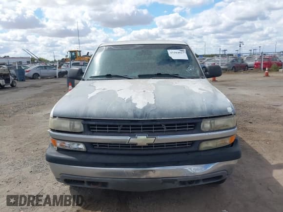 ✅ 2001 Chevrolet Silverado 1500 LS • VIN: 2GCEK19V511288673 • Лот: 43204027. Опубликован ранее на IAAI с пробегом 208 054 миль. Бесплатный доступ к архиву аукционных продаж из США и подробный отчёт об истории автомобиля на DreamBid. Изображение 6.