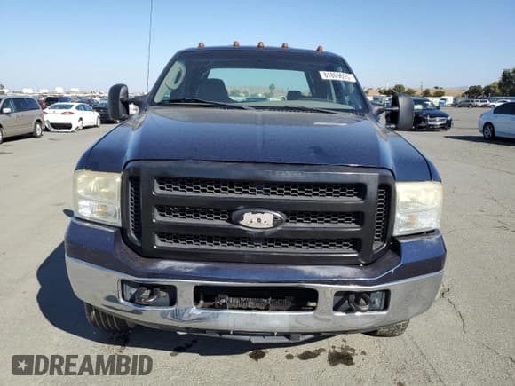 ✅ 2005 Ford F-250 XL • VIN: 1FTSW21PX5ED20449 • Lot: 81869695. Listed on Copart with 201,935 mi. Free auction sales archive from the USA and detailed vehicle history report at DreamBid. Image 5.