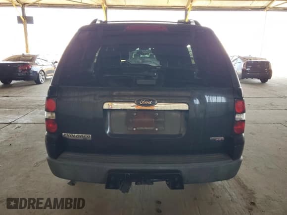 ✅ 2007 Ford Explorer XLT • VIN: 1FMEU73E17UB09267 • Лот: 58096675. Опубликован ранее на Copart с пробегом 200 662 миль. Бесплатный доступ к архиву аукционных продаж из США и подробный отчёт об истории автомобиля на DreamBid. Изображение 6.