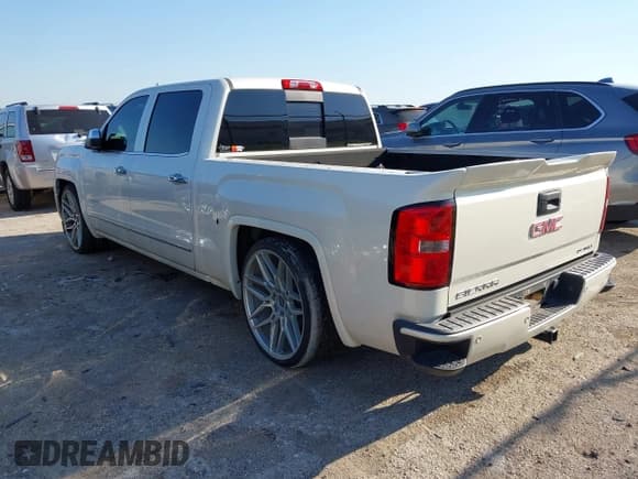 ✅ 2015 GMC Sierra 1500 Denali • VIN: 3GTU2WEC3FG441529 • Лот: 43305549. Опубликован ранее на IAAI с пробегом 86 757 миль. Бесплатный доступ к архиву аукционных продаж из США и подробный отчёт об истории автомобиля на DreamBid. Изображение 3.