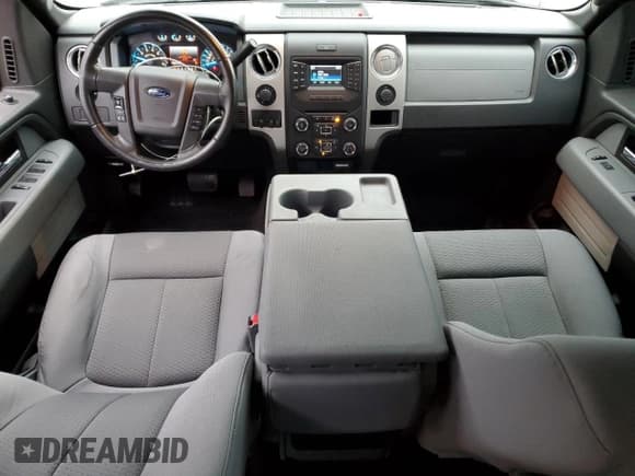 ✅ 2014 Ford F-150 XLT • VIN: 1FTFW1ET1EKF08412 • Lot: 91778695. Listed on Copart with 98,272 mi. Free auction sales archive from the USA and detailed vehicle history report at DreamBid. Image 8.