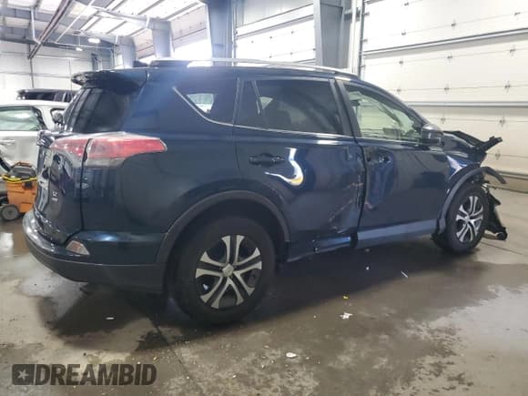 ✅ 2017 Toyota RAV4 LE • VIN: JTMBFREV6HJ131486 • Lot: 81094745. Listed on Copart with 171,421 mi. Free auction sales archive from the USA and detailed vehicle history report at DreamBid. Image 3.
