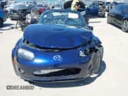 ✅ 2008 Mazda MX-5 Miata Grand Touring • VIN: JM1NC26F780156830 • Lot: 42017749. Wystawiony na IAAI z przebiegiem 80 279 mil. Bezpłatny archiwum sprzedaży aukcyjnych z USA i szczegółowy raport historii pojazdu na DreamBid. Zdjęcie 11.
