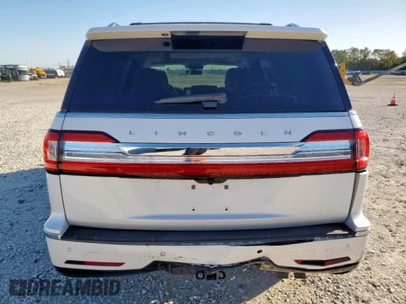 ✅ 2018 Lincoln Navigator Select • VIN: 5LMJJ2HT1JEL13566 • Лот: 90307775. Опубликован ранее на Copart с пробегом 91 398 миль. Бесплатный доступ к архиву аукционных продаж из США и подробный отчёт об истории автомобиля на DreamBid. Изображение 6.