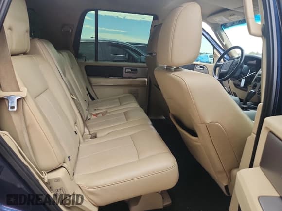 ✅ 2016 Ford Expedition XLT • VIN: 1FMJU1HT7GEF11680 • Лот: 87259525. Опубликован ранее на Copart с пробегом 170 660 миль. Бесплатный доступ к архиву аукционных продаж из США и подробный отчёт об истории автомобиля на DreamBid. Изображение 11.