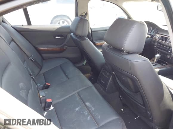 ✅ 2007 BMW 3 Series 328i • VIN: WBAVC53537FZ77672 • Lot: 42919671. Listed on IAAI with 149,845 mi. Free auction sales archive from the USA and detailed vehicle history report at DreamBid. Image 8.