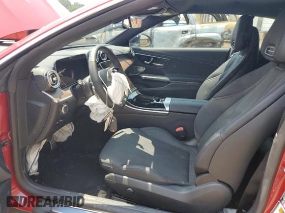 ✅ 2025 Mercedes-Benz CLE 300 • VIN: W1KMK4HB7SF064549 • Lot: 67020515. Wystawiony na Copart z przebiegiem 2 482 mil. Bezpłatny archiwum sprzedaży aukcyjnych z USA i szczegółowy raport historii pojazdu na DreamBid. Zdjęcie 7.