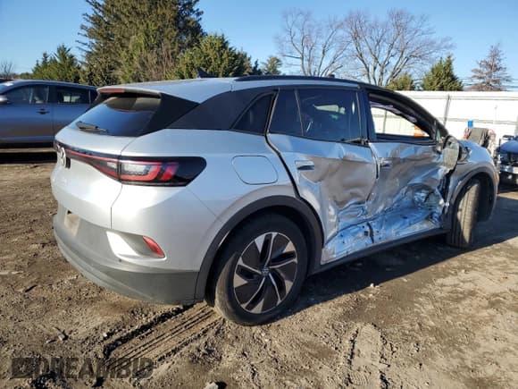 ✅ 2022 Volkswagen ID.4 Pro • VIN: WVGRMPE2XNP048629 • Lot: 79921583. Listed on Copart with 11,672 mi. Free auction sales archive from the USA and detailed vehicle history report at DreamBid. Image 3.