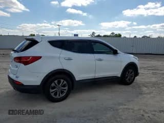 ✅ 2016 Hyundai Santa Fe • VIN: 5XYZTDLB2GG331279 • Лот: 55819724. Опубликован ранее на Copart с пробегом 102 235 миль. Бесплатный доступ к архиву аукционных продаж из США и подробный отчёт об истории автомобиля на DreamBid. Изображение 3.