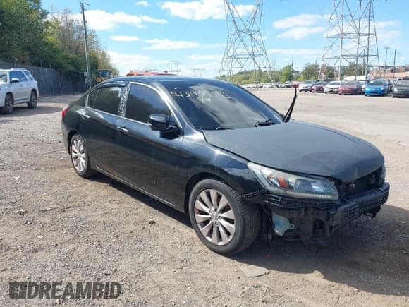 ✅ 2014 Honda Accord EX-L • VIN: 1HGCR2F88EA052717 • Lot: 43405543. Wystawiony na IAAI z przebiegiem 157 271 mil. Bezpłatny archiwum sprzedaży aukcyjnych z USA i szczegółowy raport historii pojazdu na DreamBid. Zdjęcie 1.