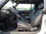 ✅ 2013 MINI Convertible • VIN: WMWZN3C59DT568962 • Лот: 65195225. Опубликован ранее на Copart с пробегом 58 881 миль. Бесплатный доступ к архиву аукционных продаж из США и подробный отчёт об истории автомобиля на DreamBid. Изображение 7.